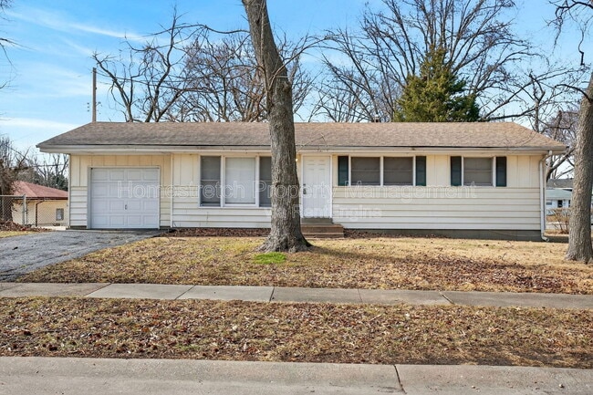 Building Photo - 6827 Knoll Ave