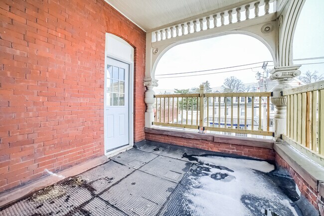 Patio - 495 Orange St Unit 2F