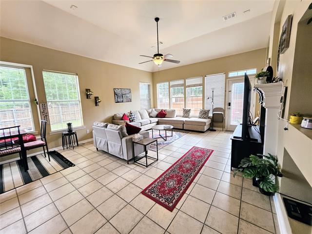 4412 Laney Ct
