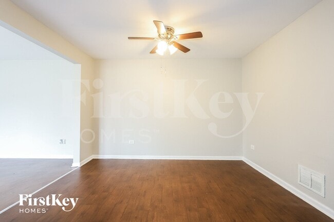 Photo - 803 Blackhawk Dr