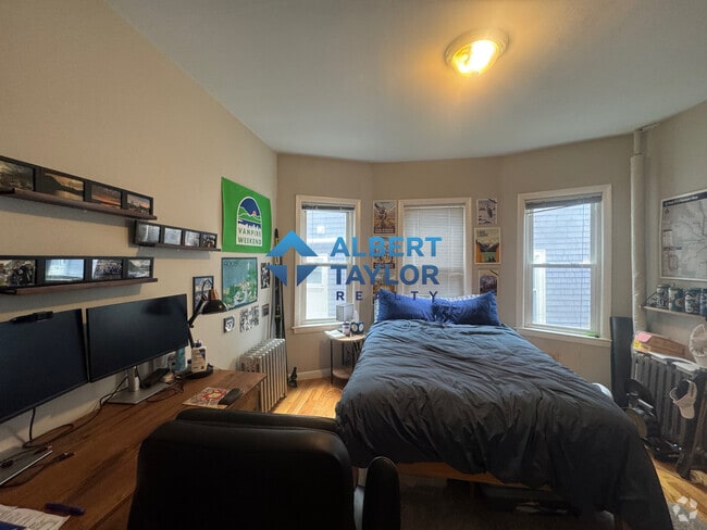 Building Photo - 23 Tufts St Unit 2 Rental