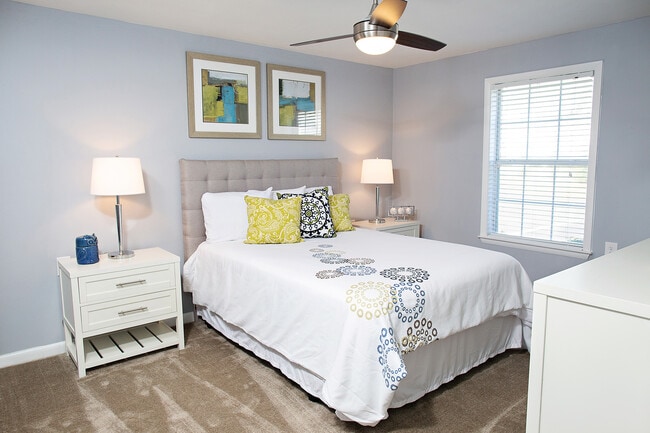 Crabtree Crossing Apartments and Townhomes