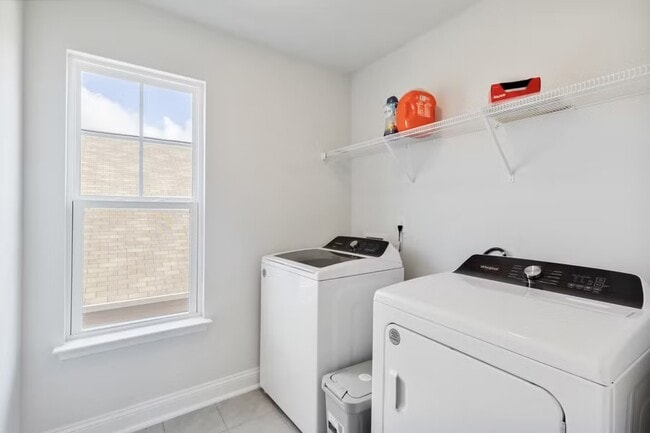 Photo - 2053 Ainsley Dr