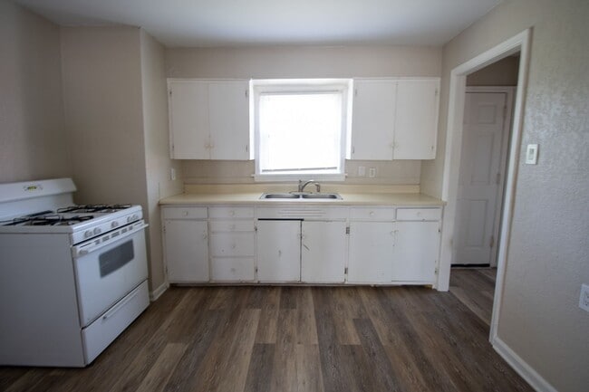 Photo - 2 bed 1 bath w loft