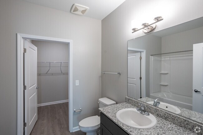 1BR, 1BA - 603SF - Bathroom