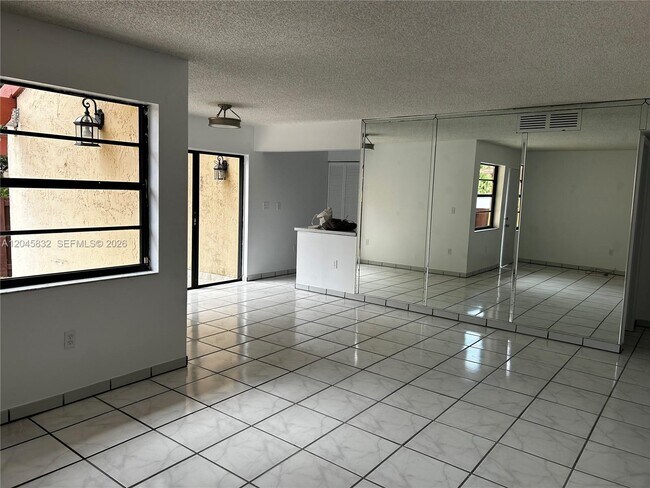 301 W Park Dr