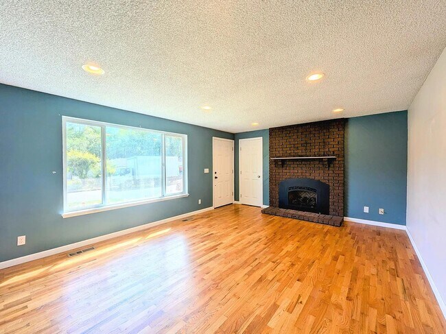 Photo - 2200 S 292nd St
