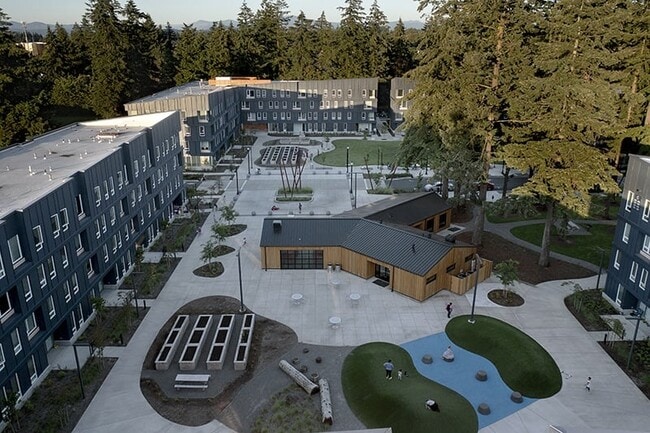 Rockwood Village Apartments