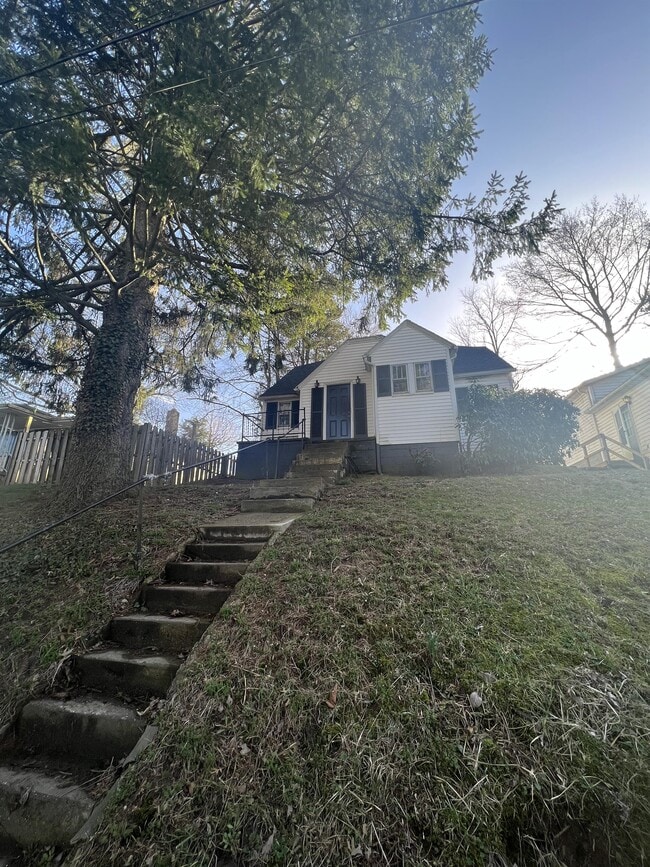 Photo - 1016 E Brookside Dr