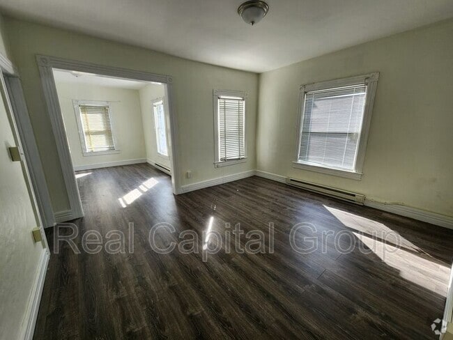 Building Photo - 76 Crandall St Unit B Rental