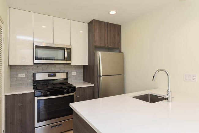 Photo - 843 W Grace St Unit 102D