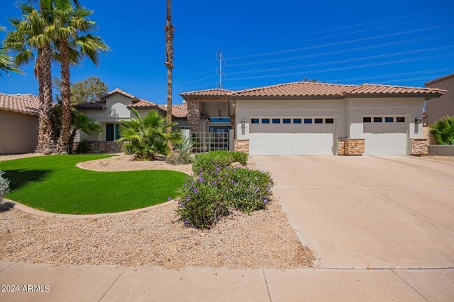 Photo - 10230 E Cochise Dr House
