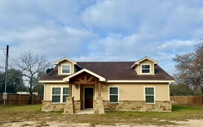 Building Photo - 144 CR 6813