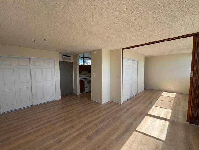 Photo - 1040 Kinau St