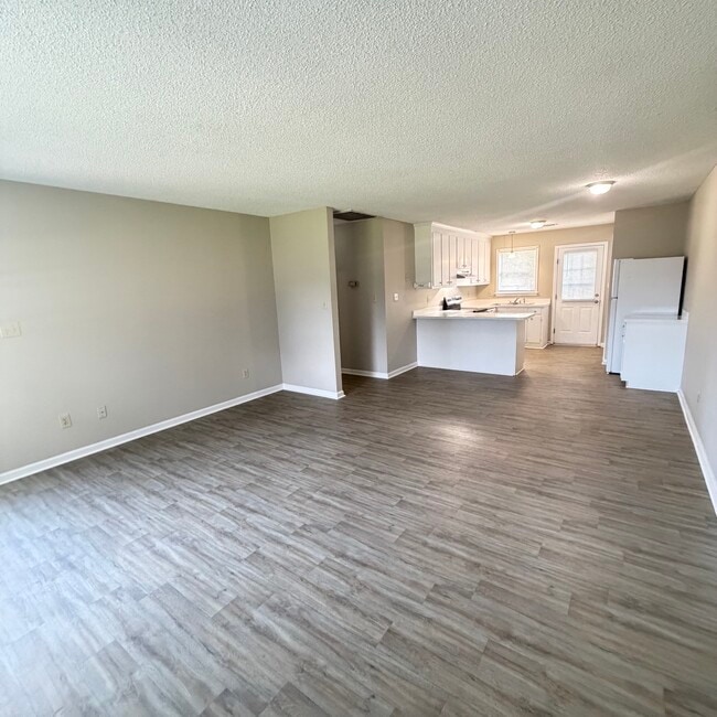6615 Cottonwood Dr Unit D