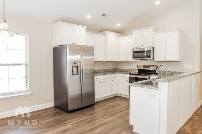 Photo - 136 Pitts Griffin Drive