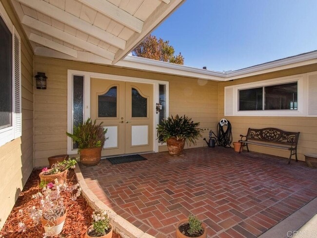 Photo - 648 Morro Rd