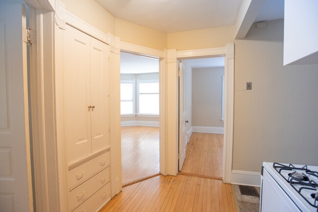 Photo - 2728 N Murray Ave Unidad Upper