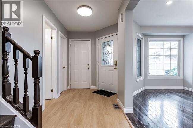 Photo - 48 White Sands Ct