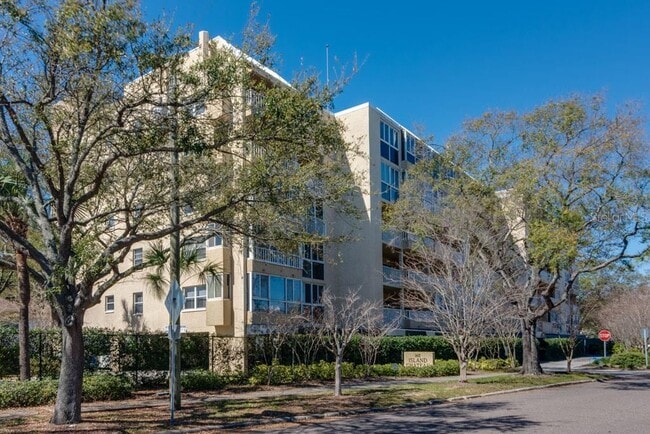 Building Photo - 160 Columbia Dr Unit 507