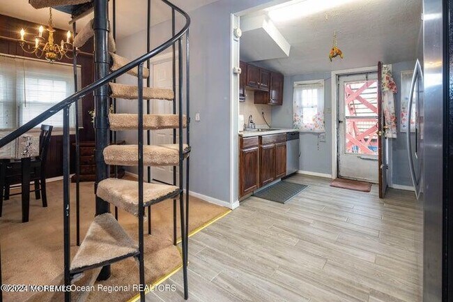 Photo - 177 Creek Rd