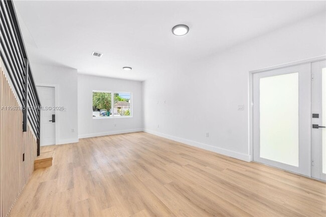 Photo - 2121 NW 45th St