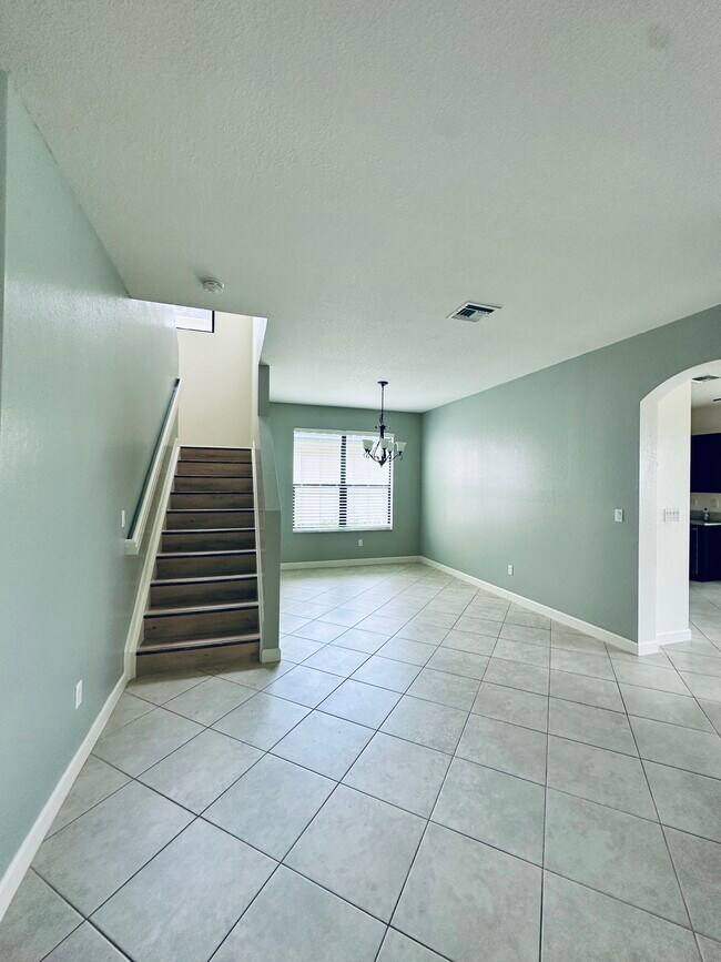 Photo - 8836 Sandy Crk Wy