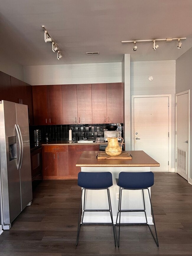 Photo - 2125 Southend Dr Unit 238