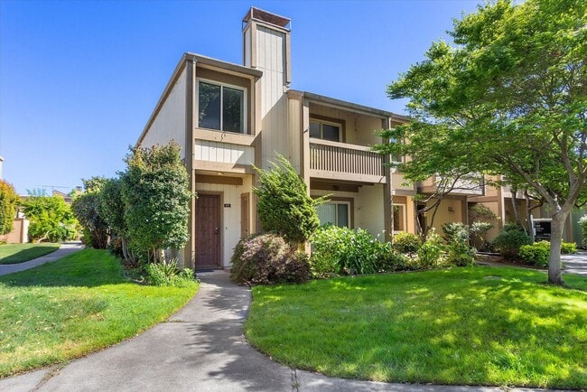 Building Photo - 1145 Bismarck Ln