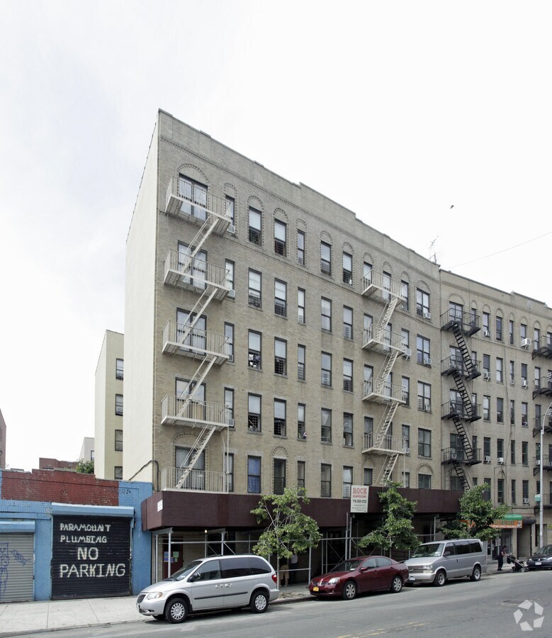 700 E 141st St - 700 E 141st St Apartments