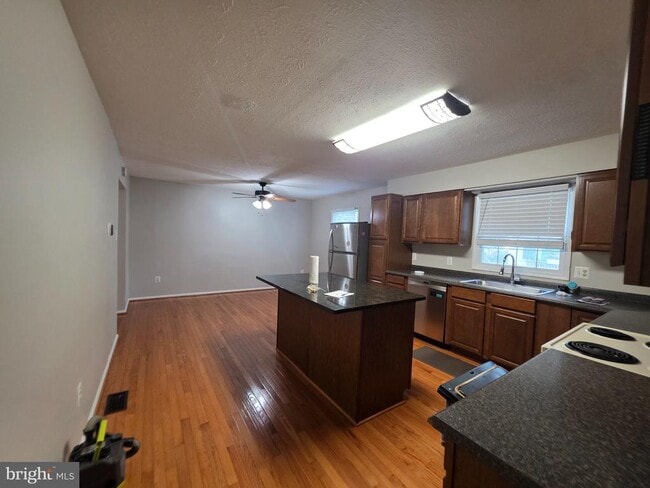 Photo - 10054 Cotton Mill Ln