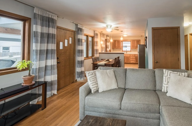 Photo - 38 Cumberland Ln