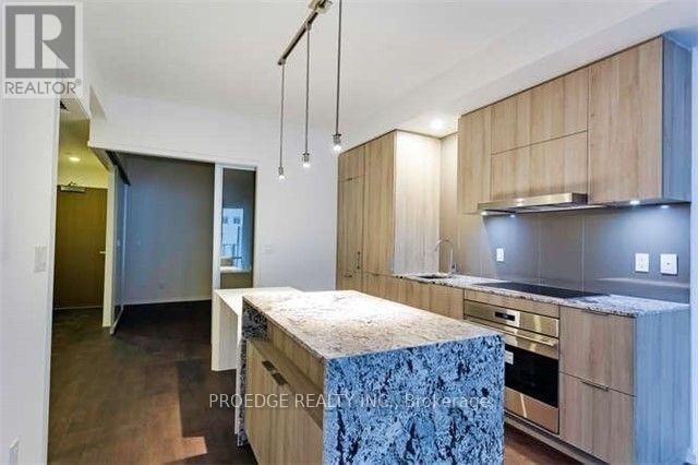 Photo - 1 Bloor St E Unit 315