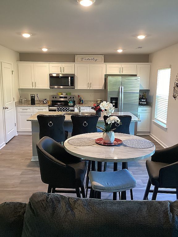 Photo - 313 Owens Ridge Way