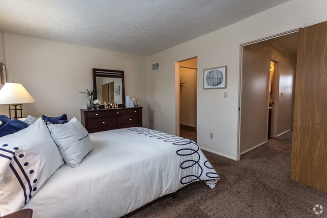 Two bedroom - Colonial Club