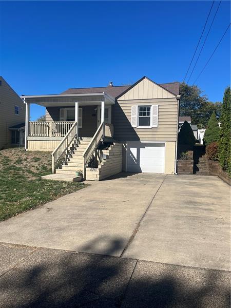 Photo - 1676 2nd St