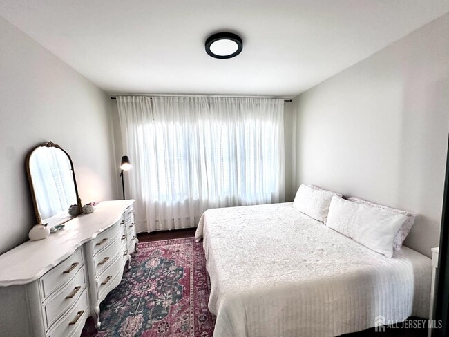 Photo - 139 Sylvan Ave Unidad 1