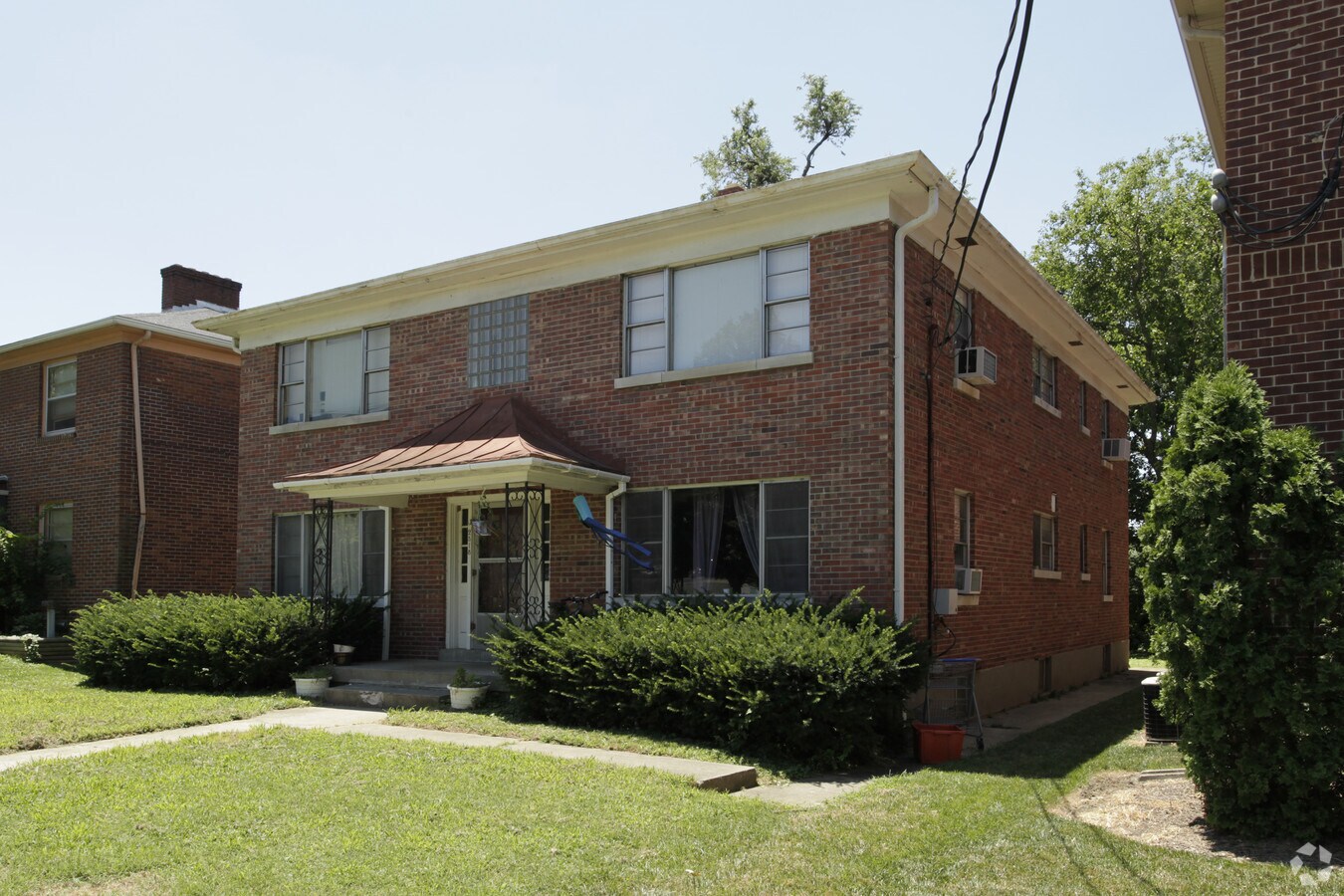 Photo - 2518 Wallace Ave Apartments