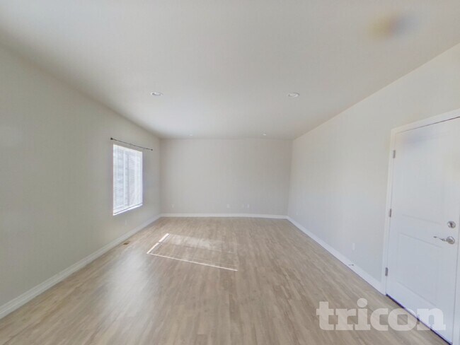 Photo - 1126 Huntington Ave