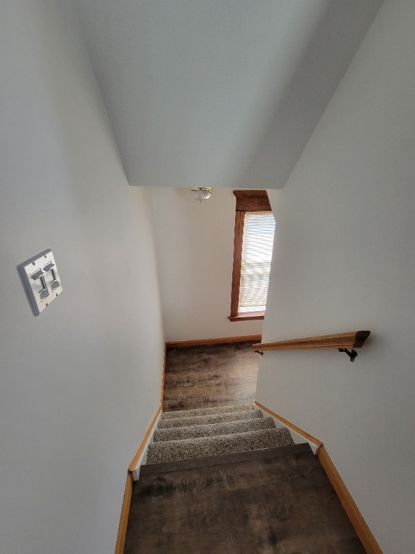 Photo - 955 W 10th St