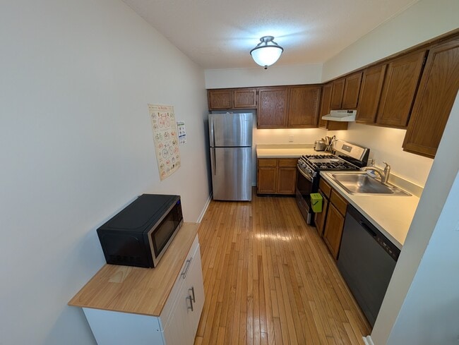 Photo - 609 Longfellow Dr