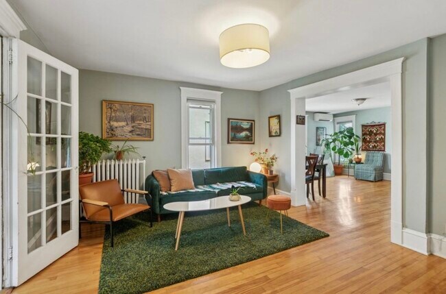Photo - 3407 Fremont Ave S Unit 2