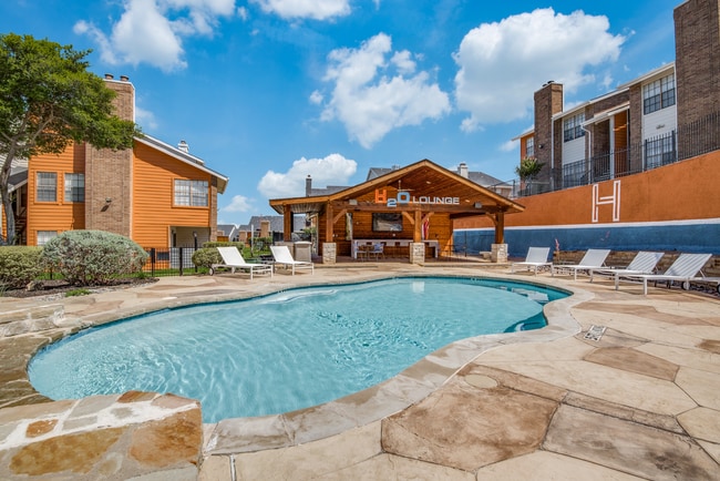 Hudson Apartments