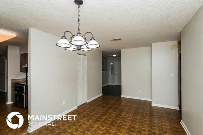 Photo - 171 Okeefe St SE