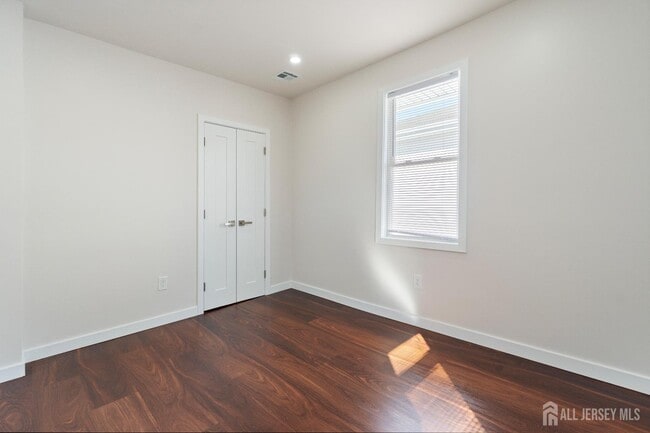 Photo - 824 George St Unit 1stFl