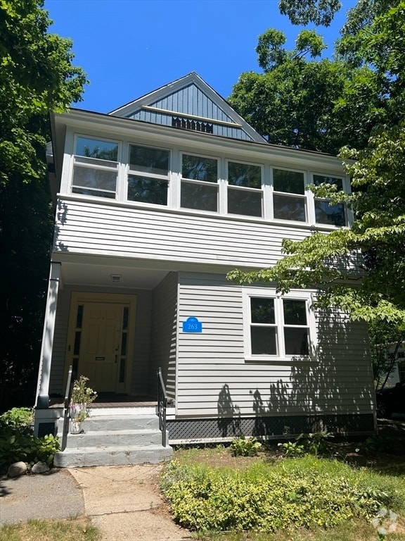 Building Photo - 263 Auburndale Ave Rental