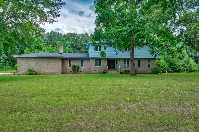 Photo - 400 Derby Ln