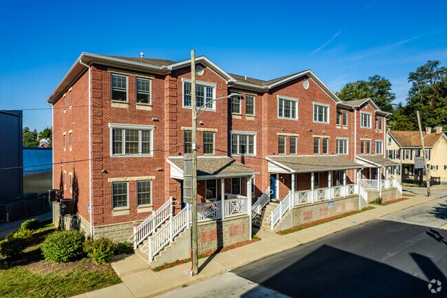 112 College Ave - One Twelve College Avenue Apartments