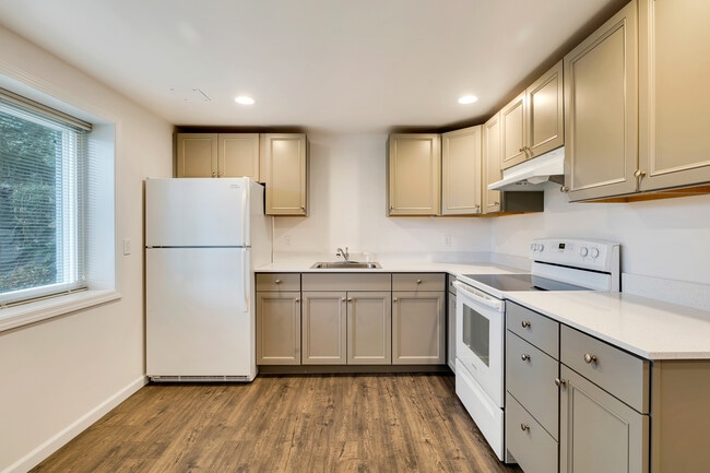 Photo - 20219 12th Pl S