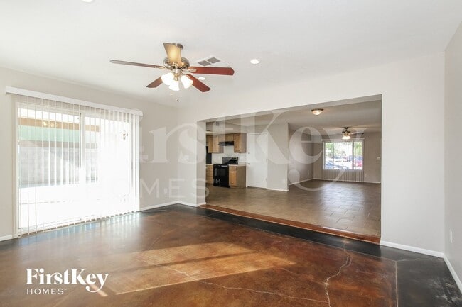 Photo - 5031 W Windrose Dr